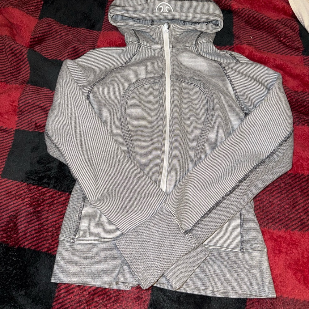 Lululemon Athletica special edition scuba hoodie 10